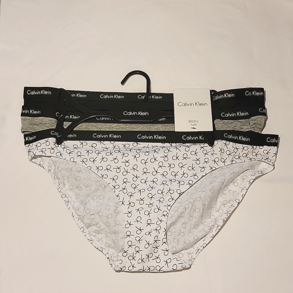 Calvin Klein - Women's bikini 3 pack - L